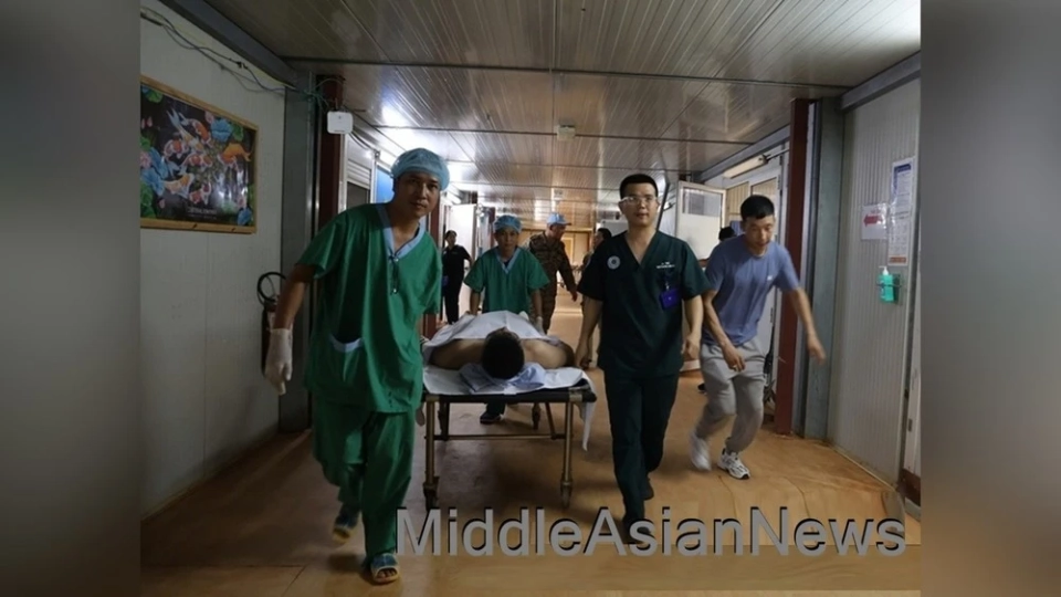 Vietnamese surgeons performed an operation to restore the Achilles tendon of a Mongolian officer in South Sudan.