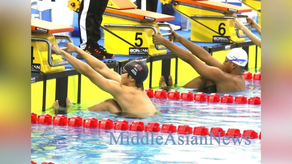 Young Mongolian swimmer won silver at the Youth III Asian Games 2025