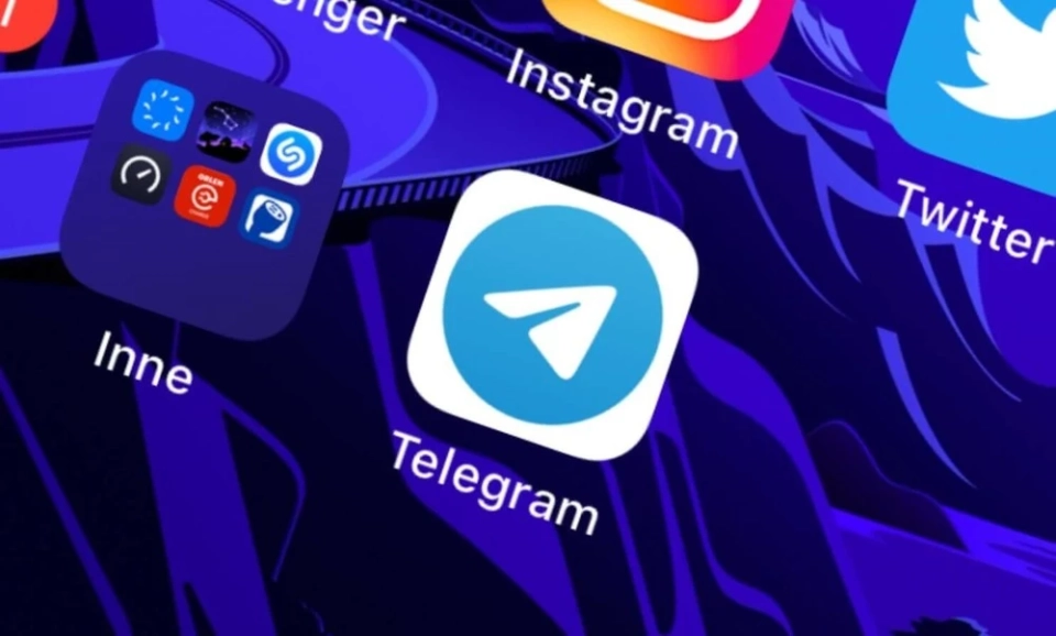 In Russia, registration of new users for Telegram and WhatsApp has been restricted, - media