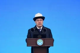 Садыр Жапаров: Общество всегда ожидает от милиции высокой ответственности, справедливости и честности