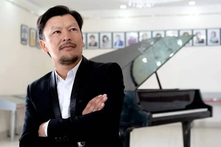 Театр показывает, кто мы есть — Доолотбек Монгубек уулу о роли искусства в обществе