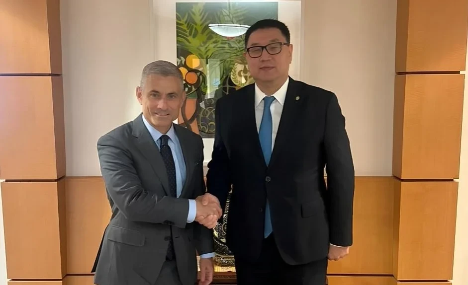 Кыргызстан и США обсудили укрепление политического диалога и экономического сотрудничества