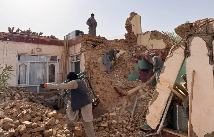 В центре Рима дважды обрушилась средневековая башня: есть пострадавшие