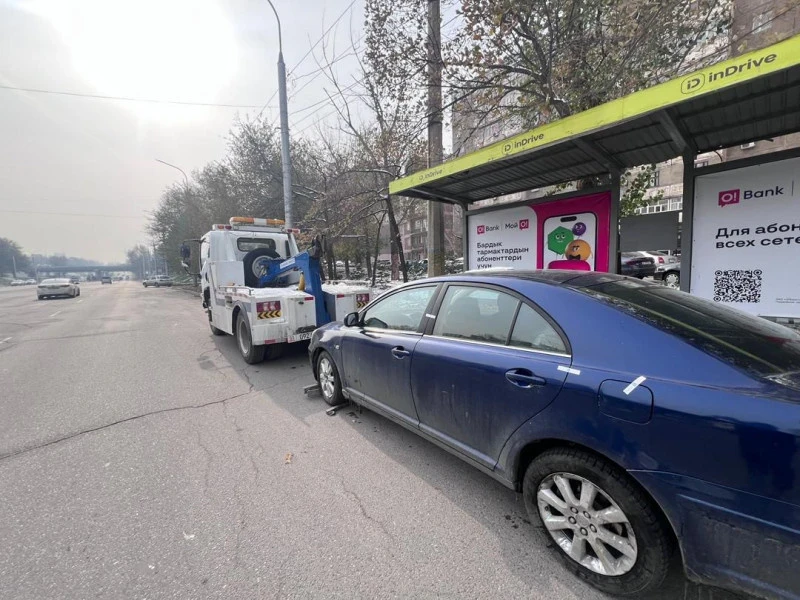 27 vehicles parked at bus stops were evacuated in Bishkek