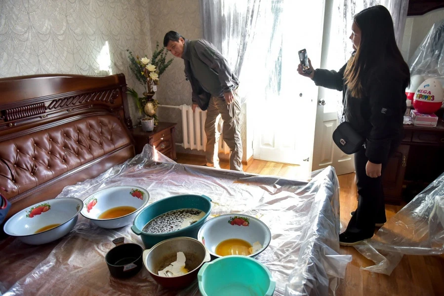 The Mayor of Bishkek instructed to assist residents of the flooded apartment on Leo Tolstoy Street