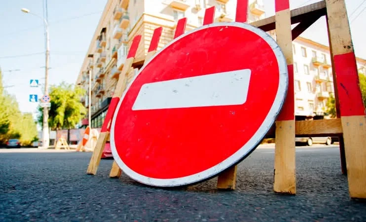 Temporary closure of a section of Togolok Moldo Street