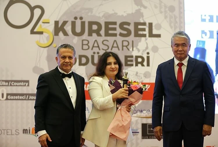 Sultan Raev Received the International Literary Award Named After Ismail Gasprinski