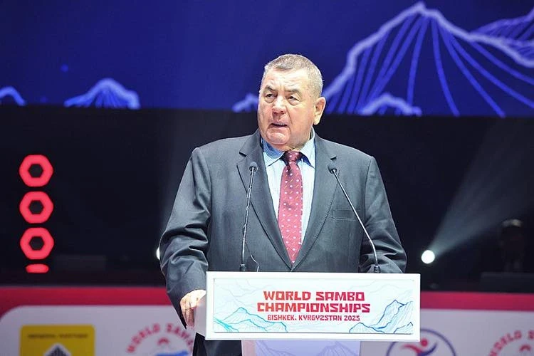 Чемпионат мира по самбо в Бишкеке завершился. У Кыргызстана два золота