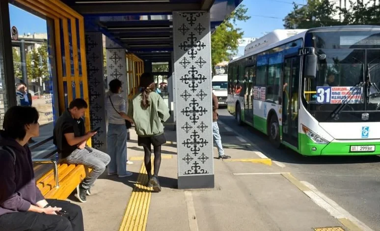 Daily, more than 10 passengers in Bishkek receive fines for unpaid travel on public transport.