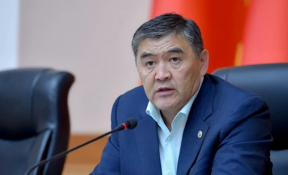 Кыргызстанда жазга чейин бардык майнинг-фермдердин иши токтотулду - Ташиев