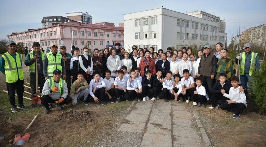 В Бишкеке к концу года высадят более 15 тысяч новых деревьев