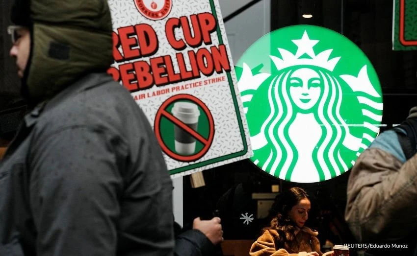 Более тысячи бариста сети кофеен Starbucks начали забастовку