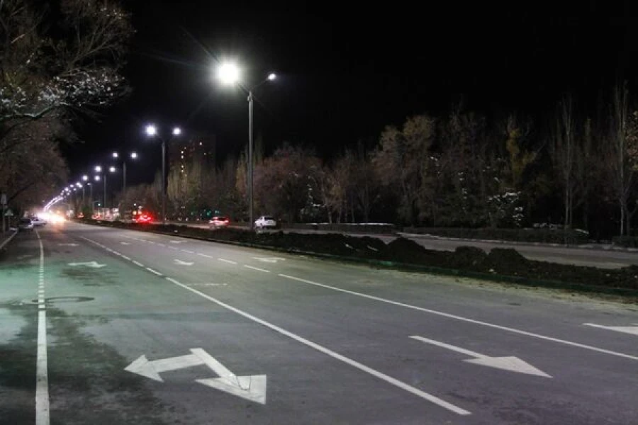 Without Lighting. Due to the Darkness, a Bishkek Resident Fell with a Child in Her Arms