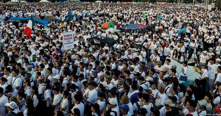 In the capital of the Philippines, thousands of people took to the streets to protest against corruption