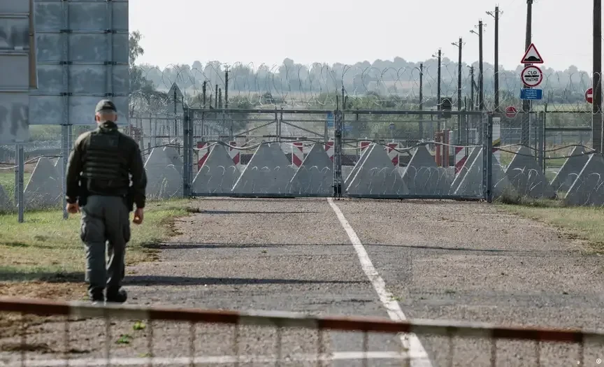 Lithuania will reopen border crossings with Belarus again