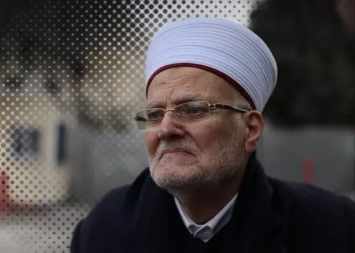 Израиль Аль-Акса имамын соттоп жатат