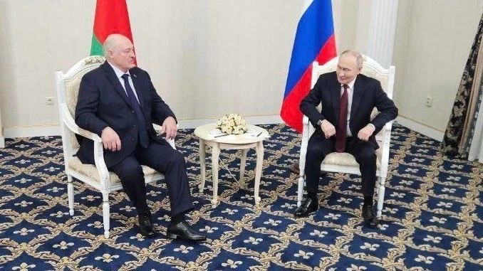 Vladimir Putin and Alexander Lukashenko hold a meeting in Bishkek