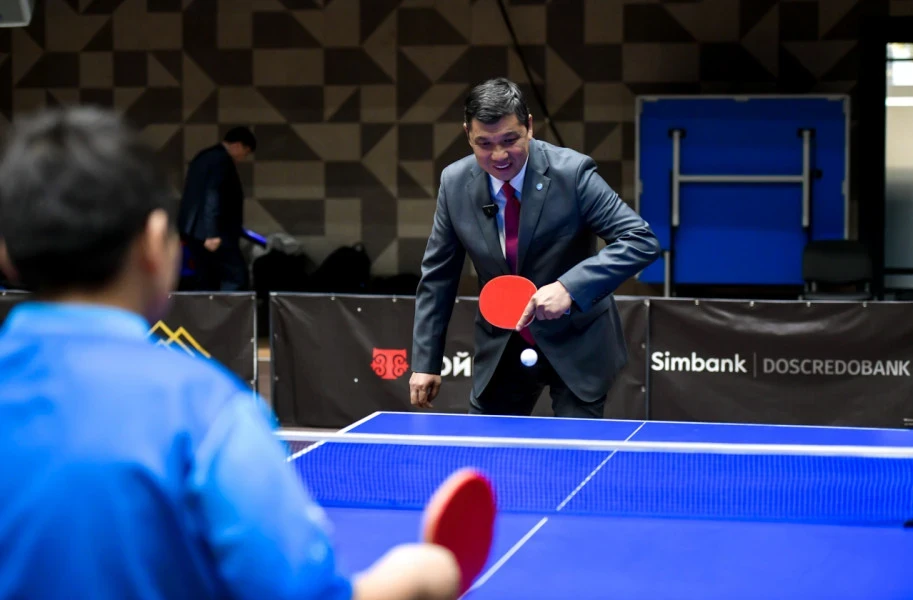 The Mayor of Bishkek Played Table Tennis with Young Athletes