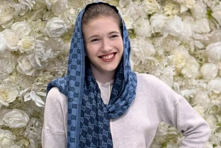 American Kamila Farr on her love for the Kyrgyz language and her dream of Issyk-Kul