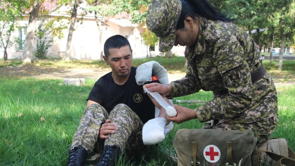 Военные медики смогут повышать квалификацию в гражданских клиниках