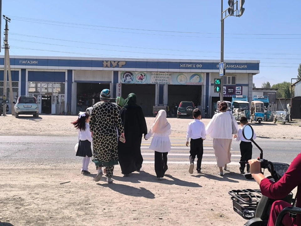 100дөн ашык бала жыл сайын Кыргызстанда жолдордо каза болот