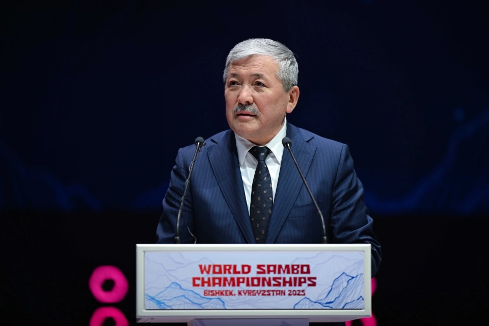 Глава кабмина принял участие в открытии чемпионата мира по самбо в Бишкеке