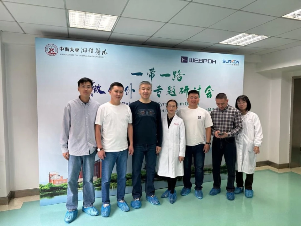 Врачи из КР обучаются в Китае современным методам эндоскопической хирургии