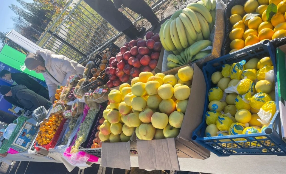 In Bishkek, an agricultural fair will be held in the square until summer.