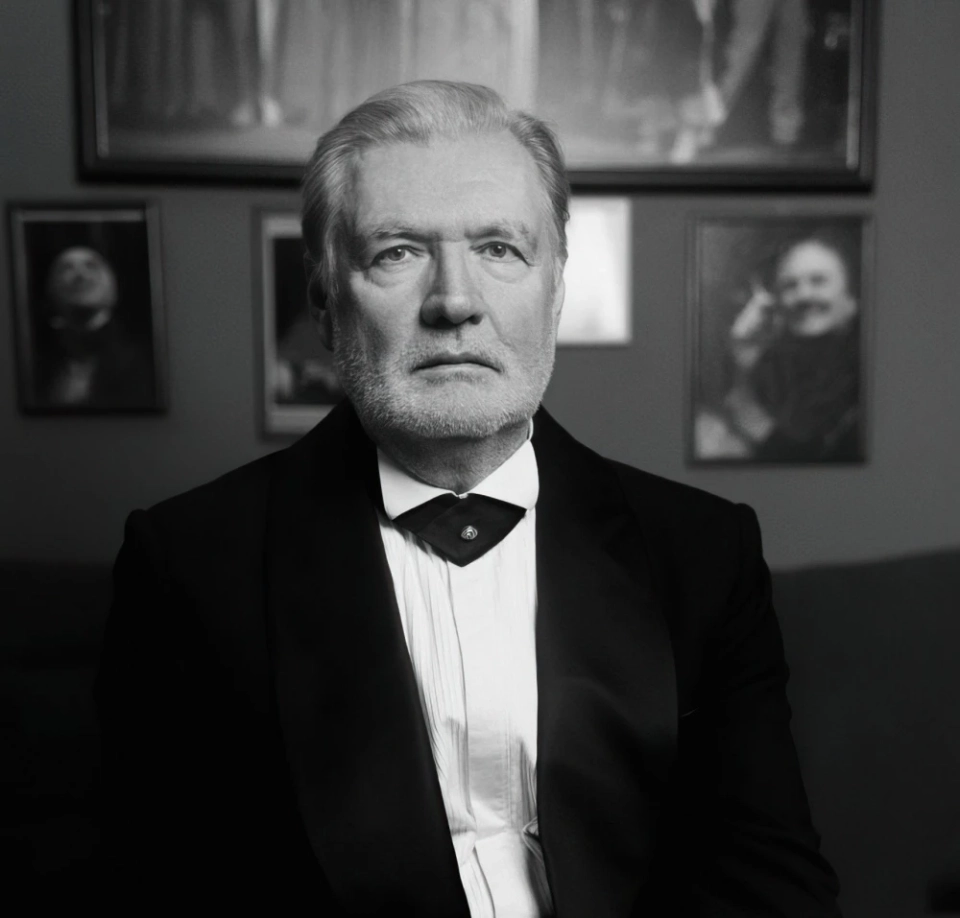 The People's Artist of Russia Vladimir Simonov has passed away