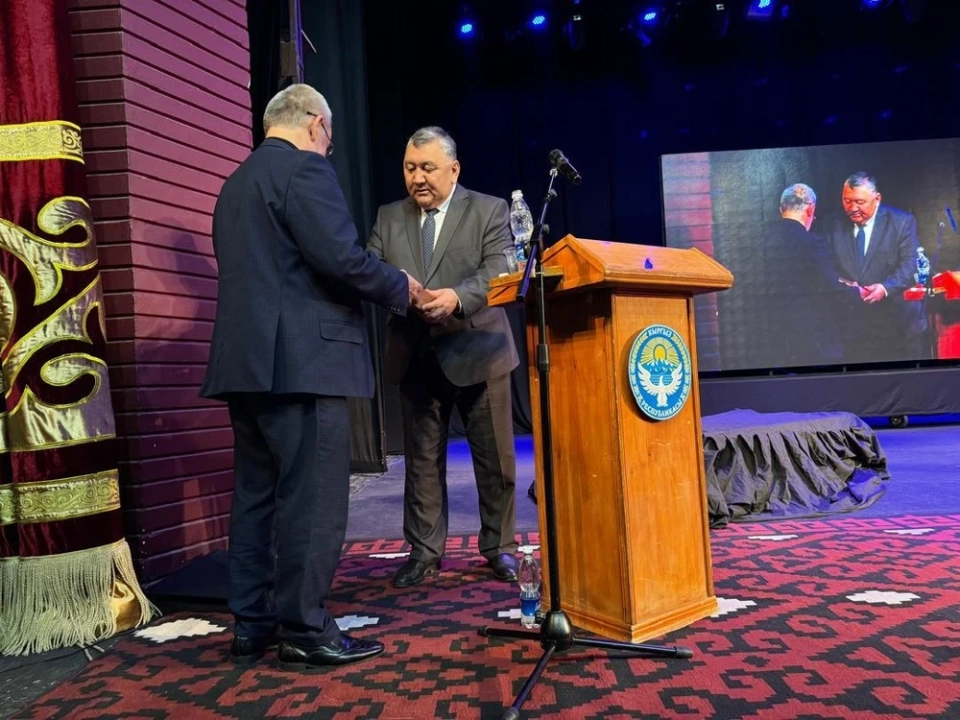 В Бишкеке презентовали книгу Виктора Козодоя «Цивилизация сибирских кыргызов»