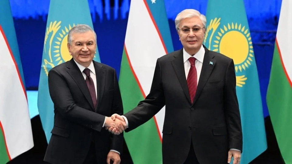 Токаев 14-15-ноябрда Өзбекстанга мамлекеттик визит менен барады