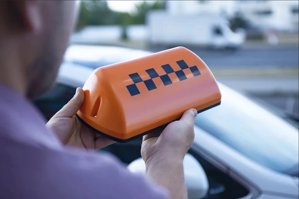 Kyrgyzstan's taxi drivers are urged to submit all documents for licensing by December 1