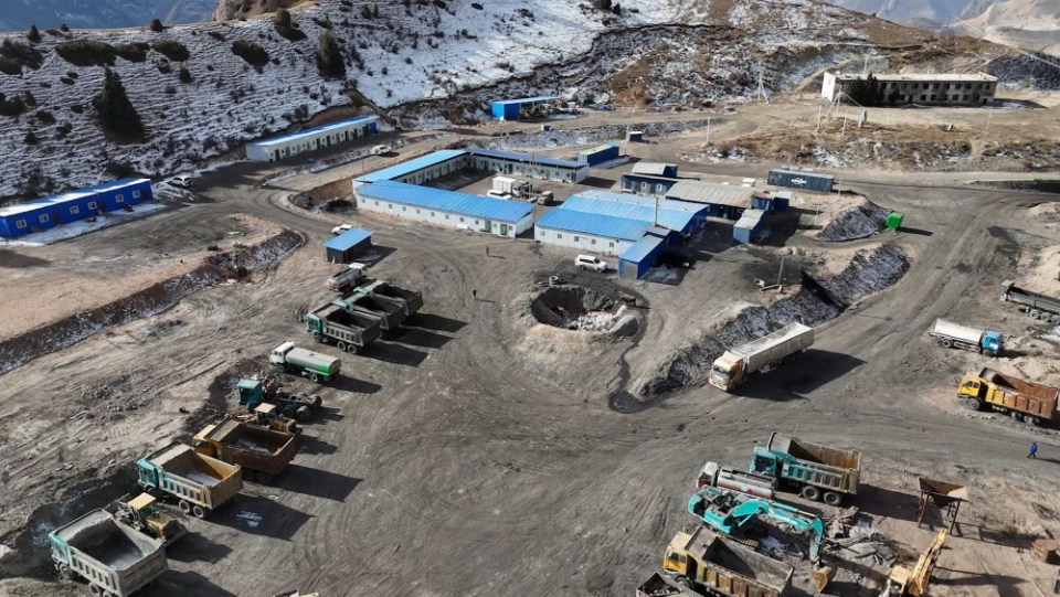 Угля не хватает? Что происходит на угольных месторождениях Кара-Кече и Ак-Улак