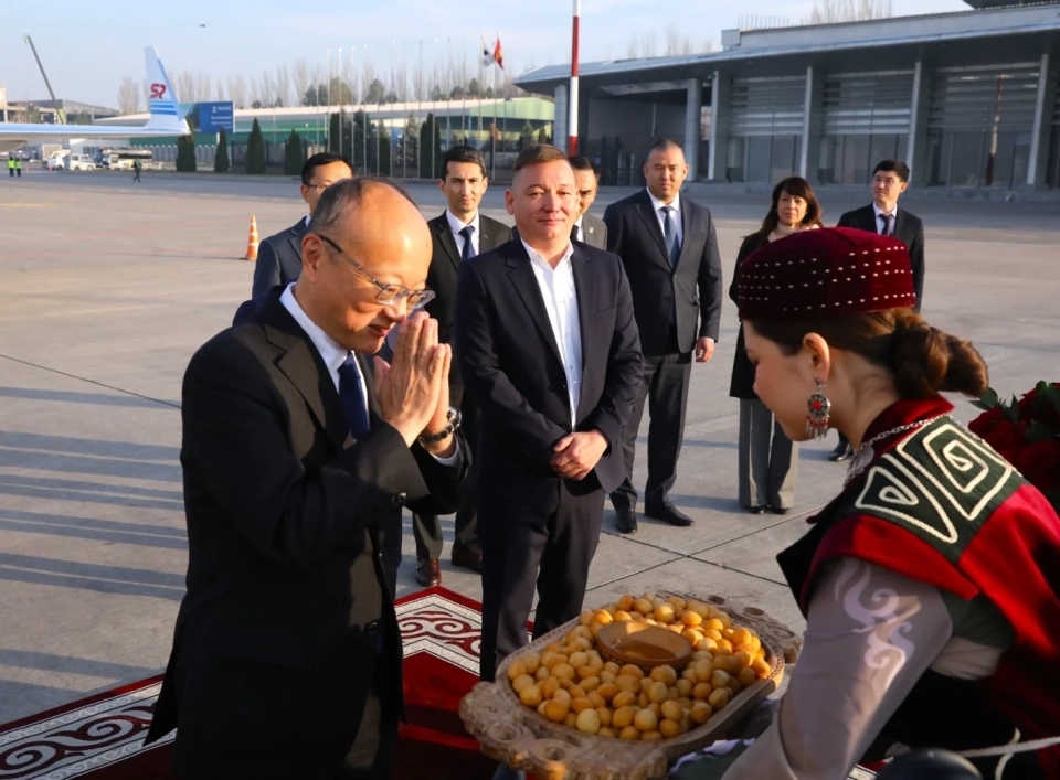 The President of the ADB Arrived in Bishkek on a Working Visit