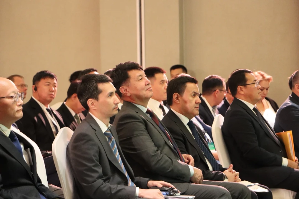 Bakyt Sydykov spoke to the participants of the CARSE Forum about the main directions of the National Program-2030.