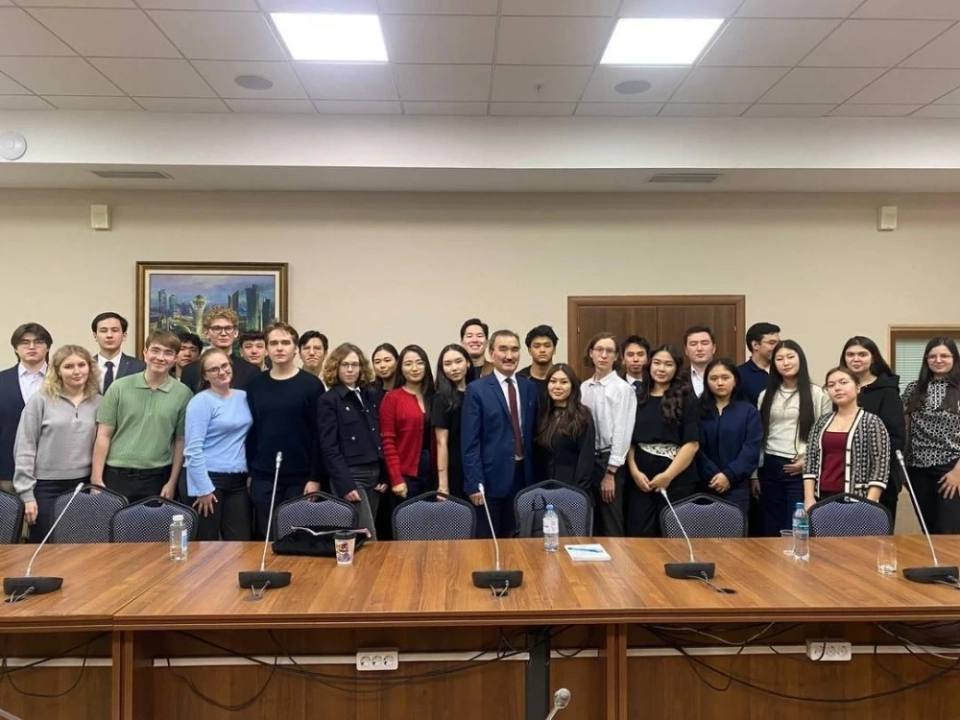 Raimkul Attokurov held an open lecture on diplomacy for MGIMO students