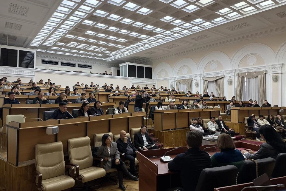 Discussed barriers for Kyrgyz sewing products when exporting to Russia