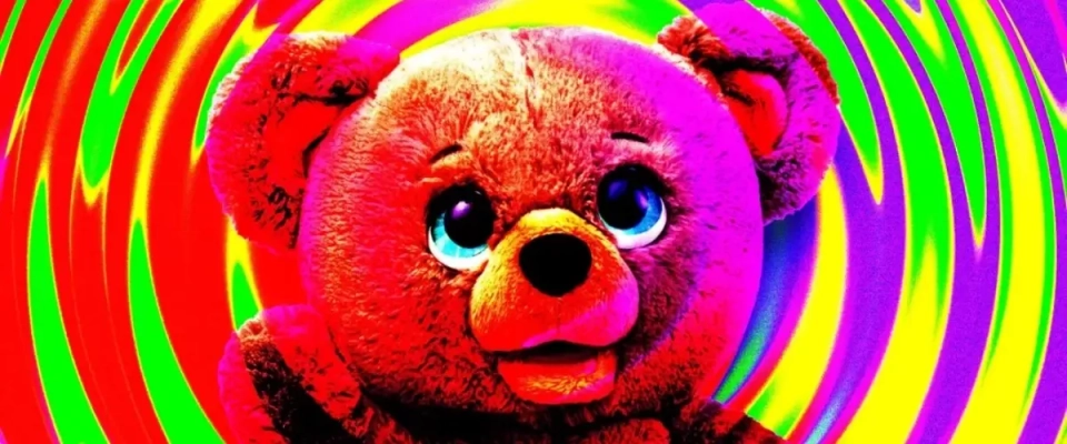 ИИ менен оюнчуктук аюуну сатуудан алып салышты — ал балдарга жыныс тууралуу айтып берген