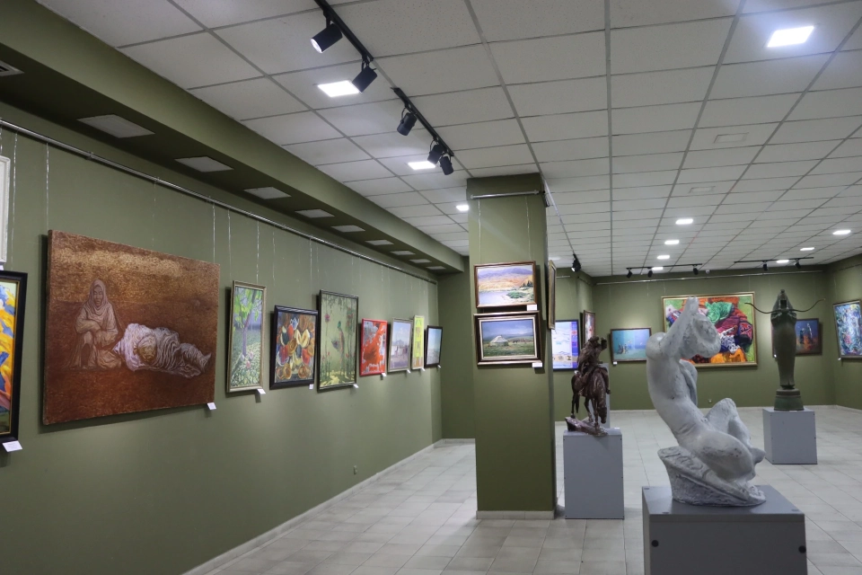 A large exhibition "Unguu Jol" dedicated to Kyrgyz culture is taking place in Bishkek.