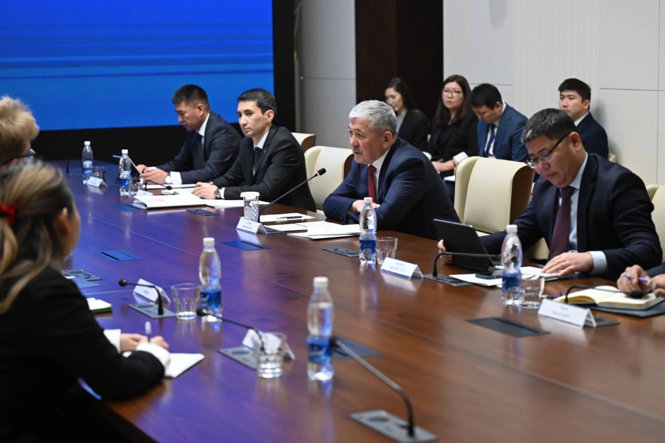 The issues of Kyrgyz-British interaction were discussed at the presidential administration.