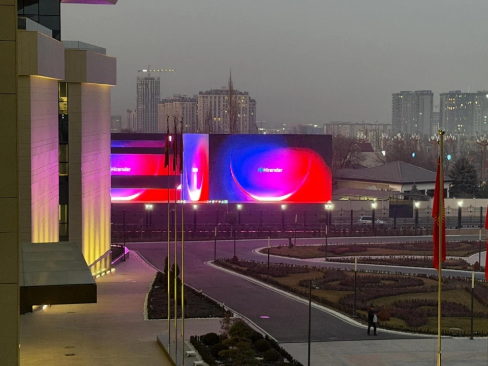 At the entrance to "Yntymak Ordo," structures for a new LED screen are being installed.