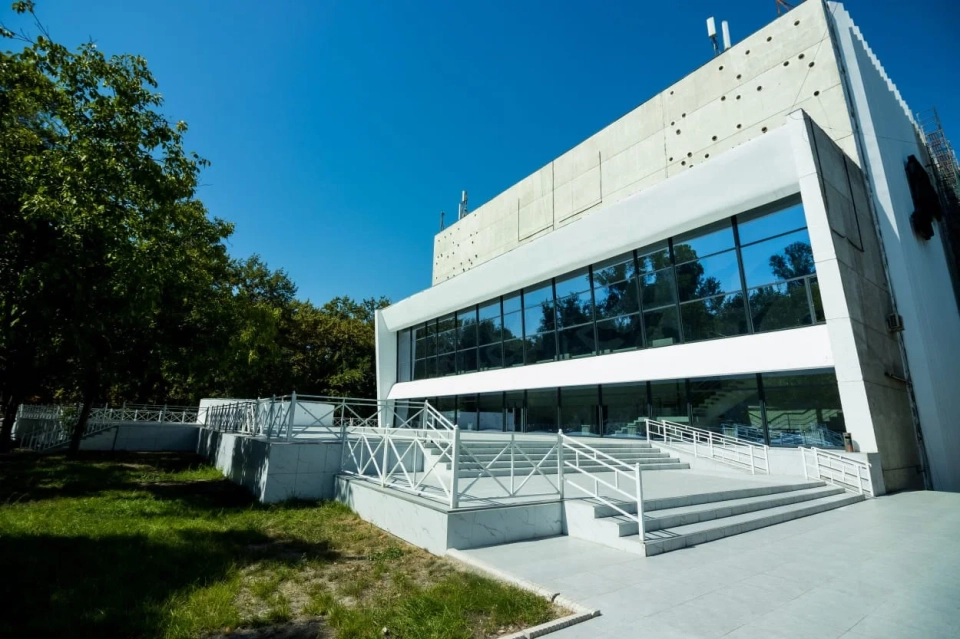 В Русском театре драмы им. Ч.Айтматова представили декабрьский репертуар