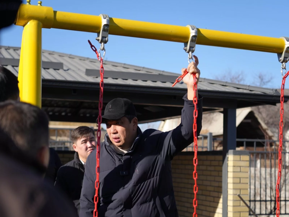The Mayor of Bishkek Inspected Kindergartens, Road Works, and Coal Bases
