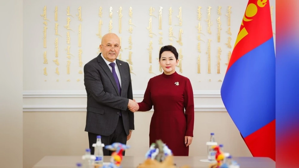 The Minister of Foreign Affairs Batsetseg met with the Ambassador of Tajikistan to strengthen bilateral relations