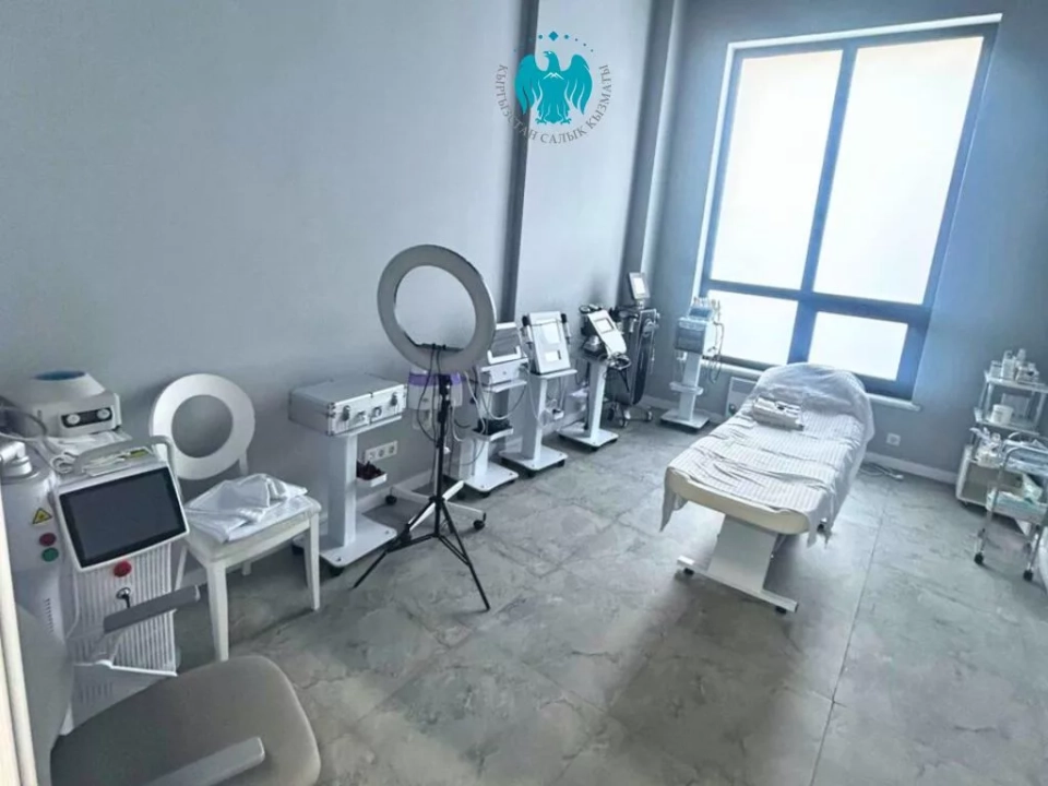 В Бишкеке выявлены незаконные медицинские клиники и препараты