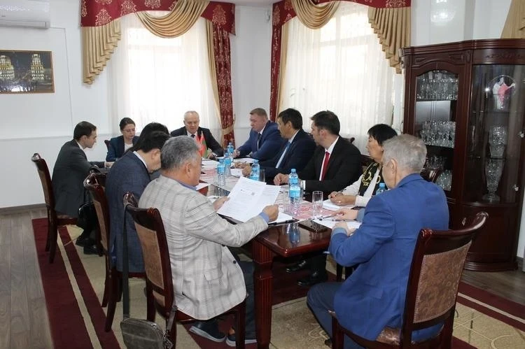 Глобалдык тартип бузулганда - Евразия өз эрежелерин издейт