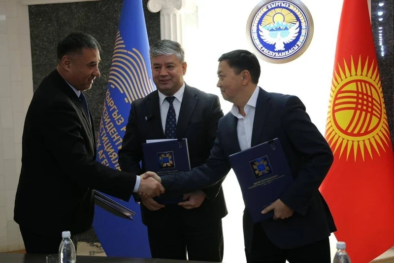 An alternative tunnel will be built at the Too-Ashuu pass