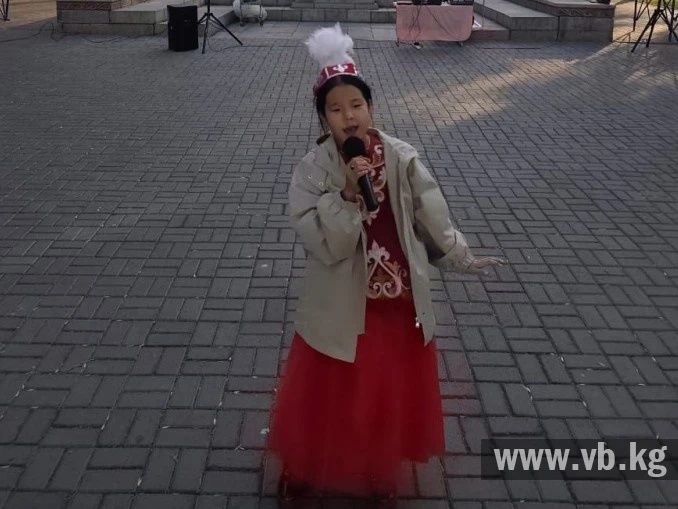 Bishkek Fair: Fresh Products, Knowledge, and the People's Microphone