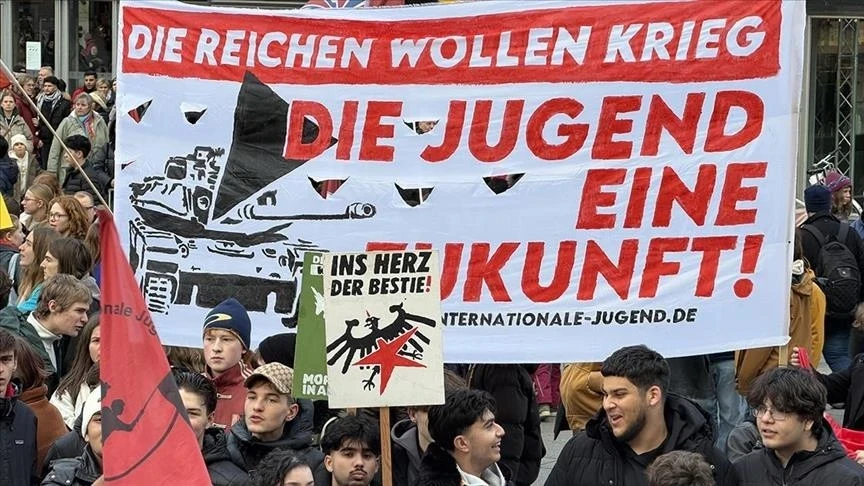Students in Germany Protest Against Military Reform Instead of Attending Classes