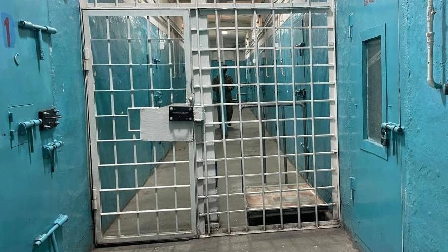 The President of Uzbekistan pardoned 615 convicts on the 33rd anniversary of the Constitution